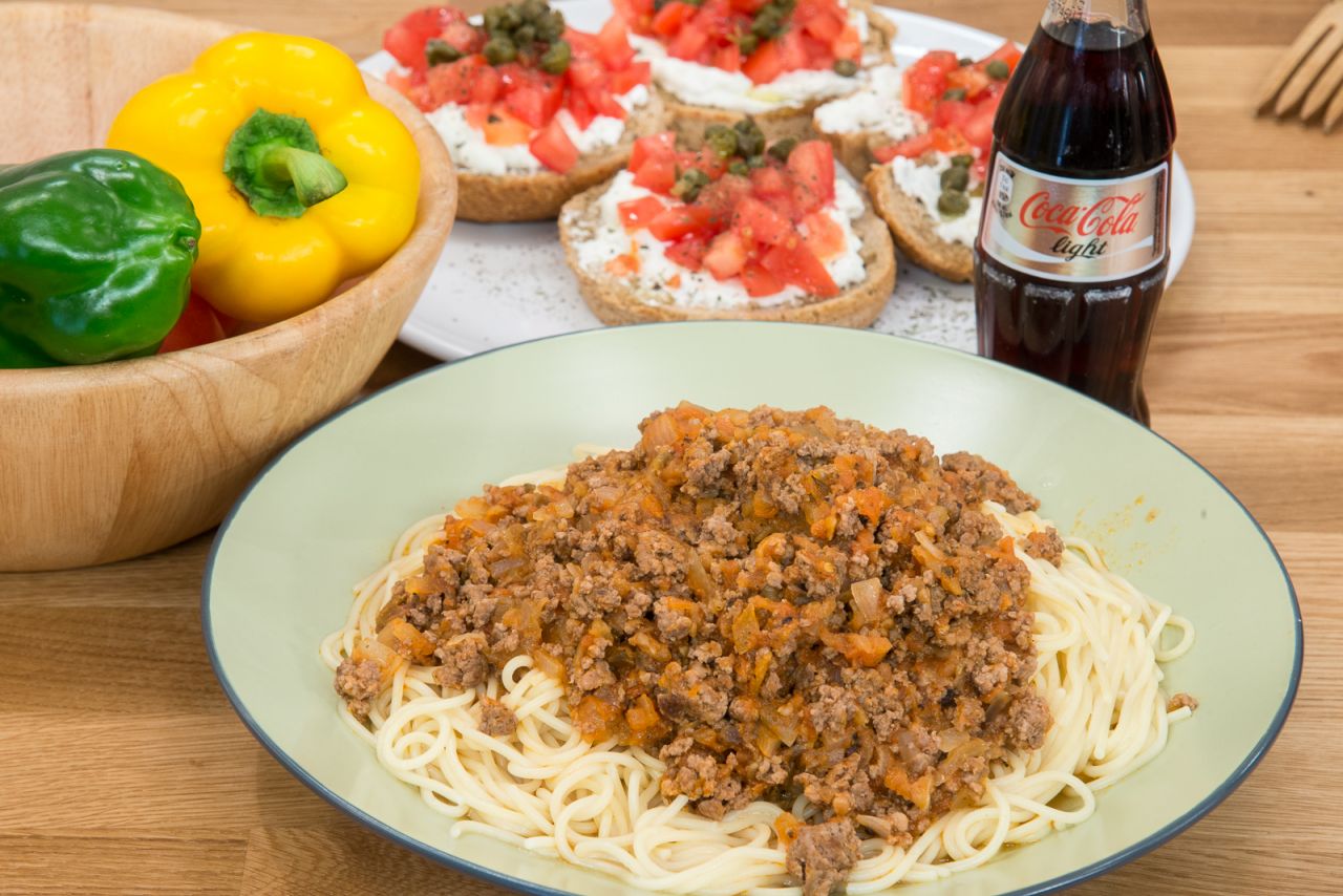 &Mu;&alpha;&kappa;&alpha;&rho;&omicron;&nu;ά&delta;&alpha; &mu;&epsilon; &kappa;&iota;&mu;ά &kappa;&alpha;&iota; &mu;&epsilon;&lambda;&iota;&tau;&zeta;ά&nu;&alpha; 13/06