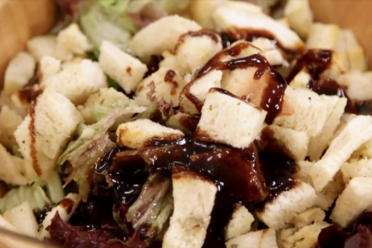 &Sigma;&alpha;&lambda;ά&tau;&alpha; &mu;&epsilon; &Kappa;&rho;&omicron;&upsilon;&tau;ό&nu; &sigma;&kappa;ό&rho;&delta;&omicron;&upsilon; 28/03